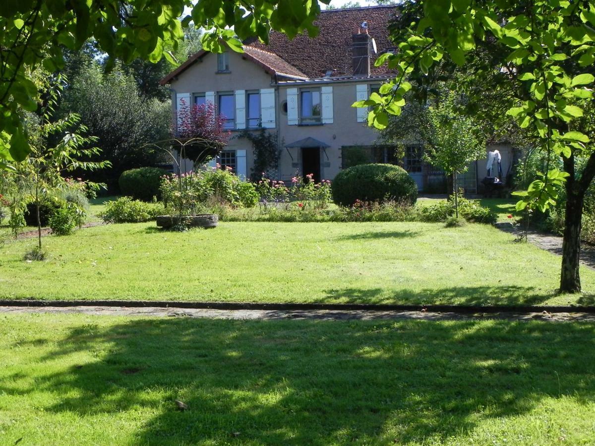 Gite D Ombeline Bonnal Exterior photo